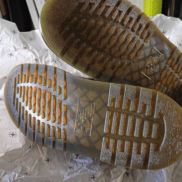 Dr. Martens Jorge II Savannah Tan Tumbled Nubuck Leather - Picture 4 of 5